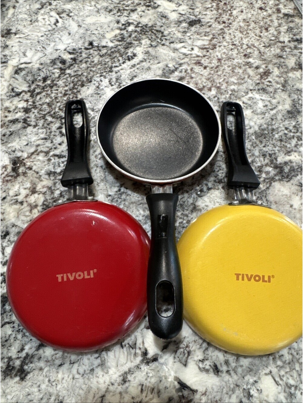 Tivoli Vintage 5 inch mini egg fry sautee pan set of 3 Red Yellow Orange